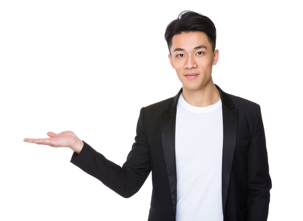 Joven asiático hombre de negocios atuendo
 - Foto, Imagen