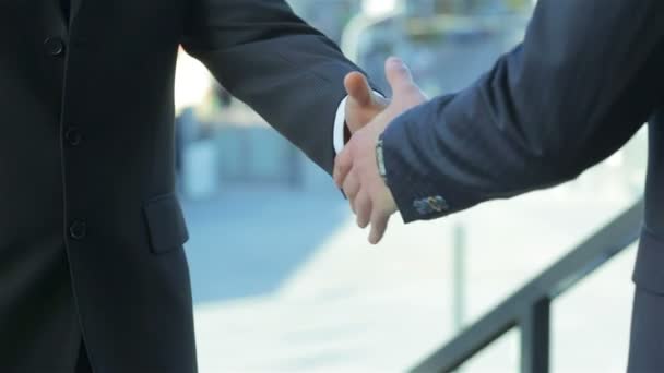 Binding agreement with a handshake - Кадри, відео