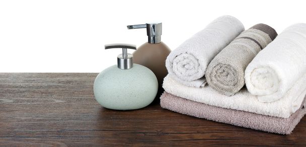 Soft towels with dispenser - Fotoğraf, Görsel