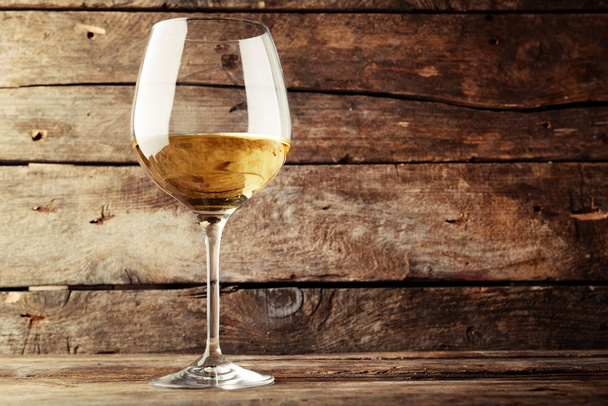 Glass of white wine - Foto, imagen