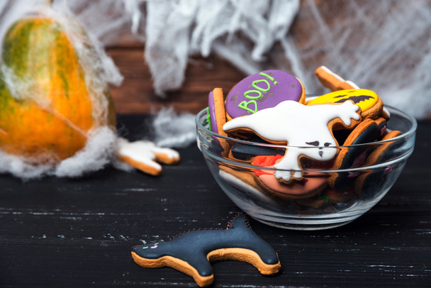 Bowl of Halloween cookies - Zdjęcie, obraz