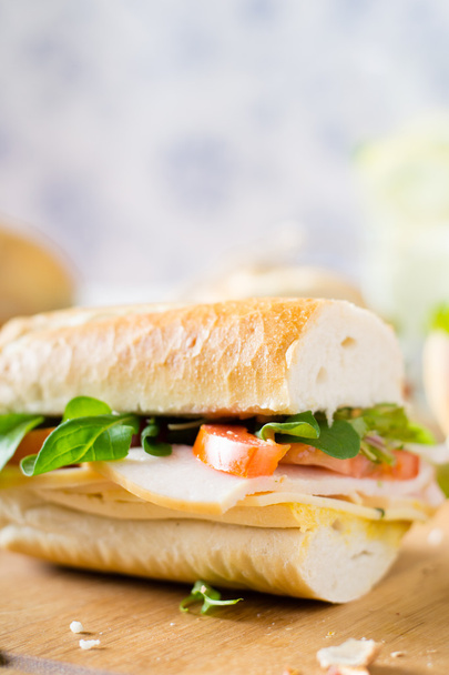 ハムとチーズのサンドイッチ - 写真・画像