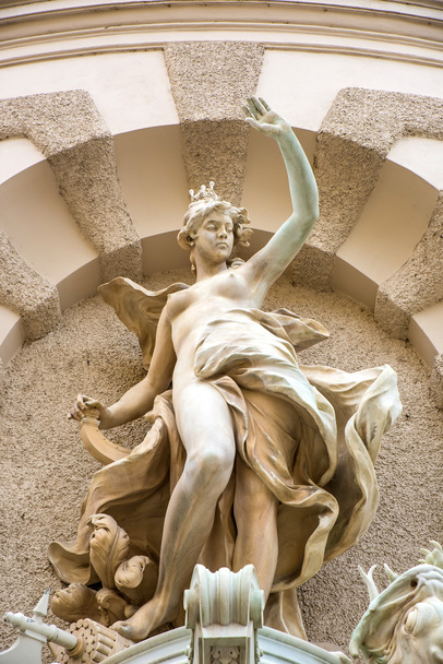 Statue in a fountain in the Hofburg in Vienna - Foto, Imagem