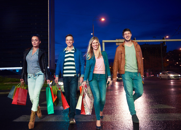 Group Of Friends Enjoying Shopping - Foto, Imagem