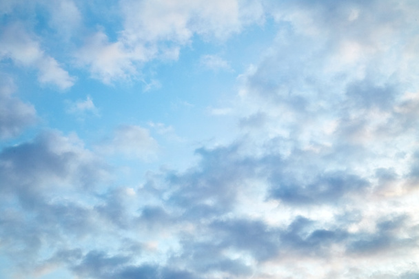 wolkenloser blauer Himmel - Foto, Bild
