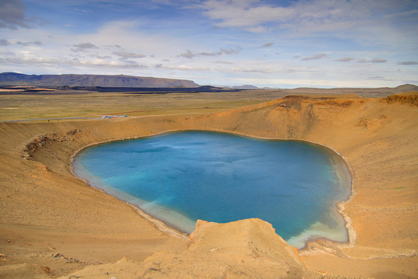 Cráter Viti
 - Foto, Imagen