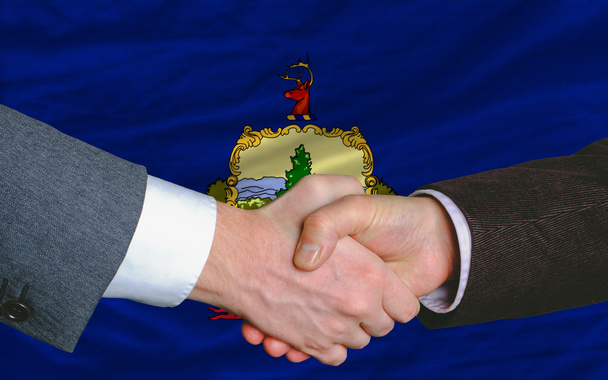 přední americký státní vlajka vermont podnikatelé rukou - Fotografie, Obrázek