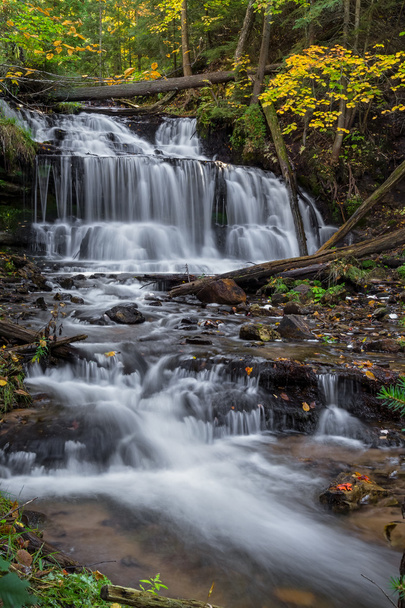 Wagner Falls kaskadi
 - Valokuva, kuva