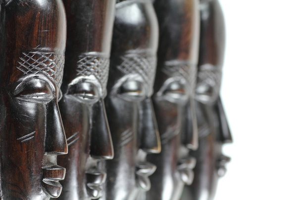 Beş Afrika ahşap maskeleri - Fotoğraf, Görsel