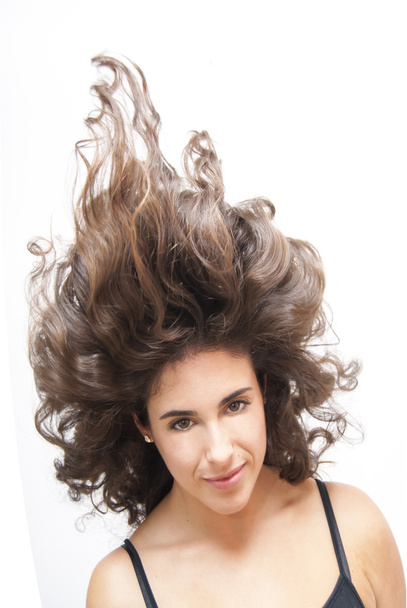 krásná žena třese vlasy - Fotografie, Obrázek