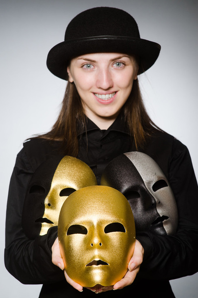 Femme avec masque dans le concept drôle - Photo, image