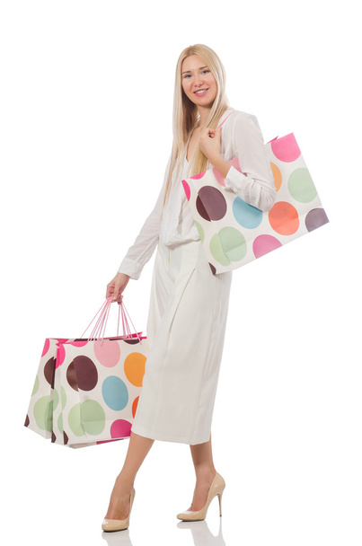 Femme avec sacs à provisions sur blanc - Photo, image