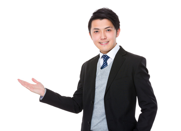 Jeune homme d'affaires asiatique en costume d'affaires
 - Photo, image