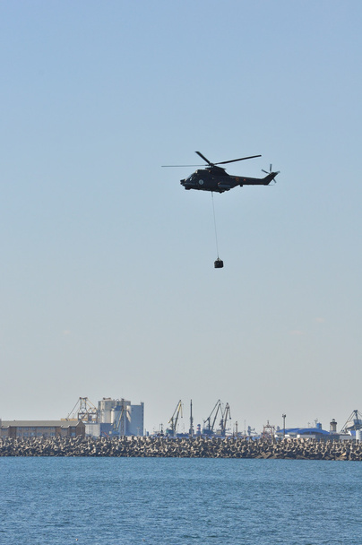 Helicóptero militar
 - Foto, Imagen