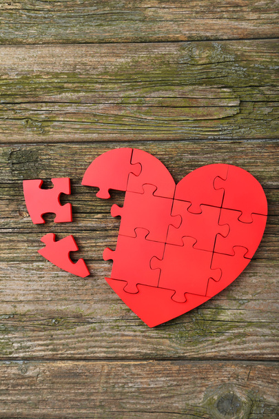 Red puzzle heart - Foto, Imagen