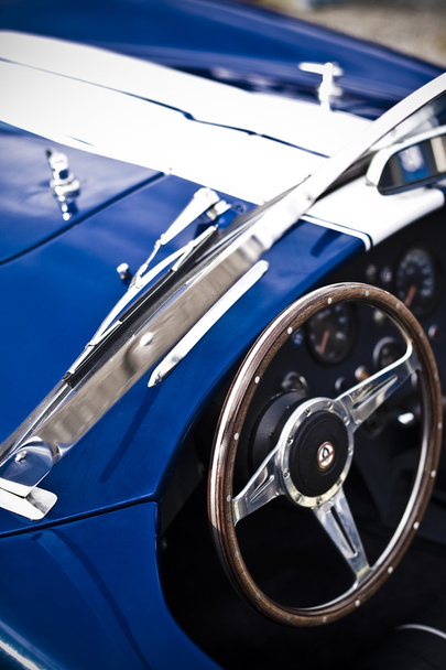 Repliki starych samochodów muscle car z bliska - Zdjęcie, obraz
