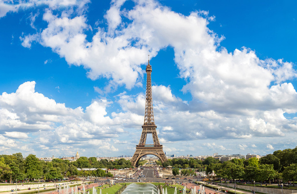 Πανοραμική θέα του Πύργου του Άιφελ στο Παρίσι - Φωτογραφία, εικόνα