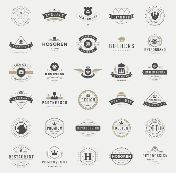 Retro Vintage Logotypes or insignias set - Vector, Imagen