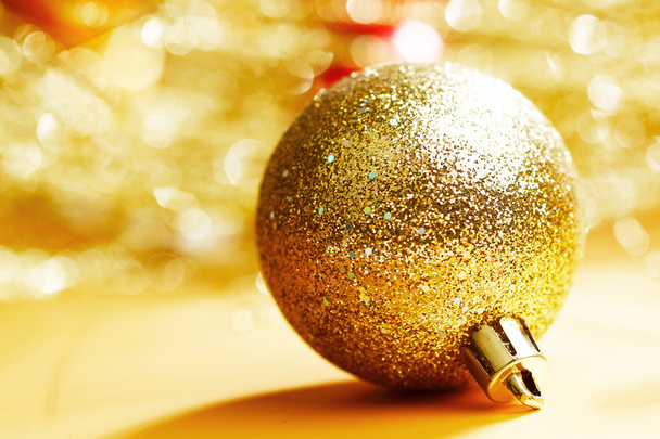 Golden Christmas ball - Фото, зображення