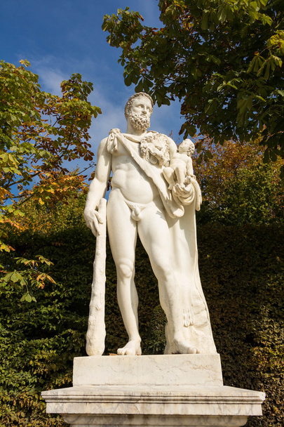 скульптура Версальского замка
. - Фото, изображение