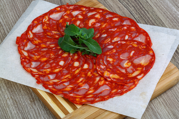 Традиционный испанский салями - Chorizo
 - Фото, изображение