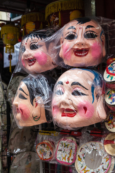 Chinees pop gezichtsmaskers uitverkoop - Foto, afbeelding
