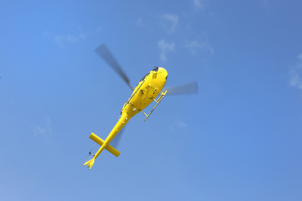 Sauvetage en hélicoptère, hélicoptère en vol
 - Photo, image