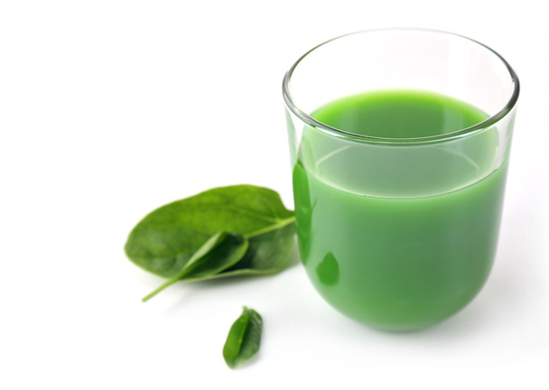 Glass of spinach juice isolated on white - Foto, immagini