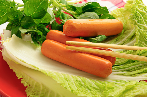 Sausage with green vegetables - Fotografie, Obrázek