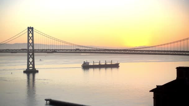 Puente de la Bahía de San Francisco amanecer
 - Imágenes, Vídeo