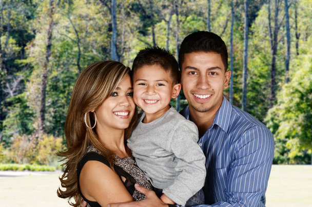 Латиноамериканського сім'ї разом
 - Фото, зображення