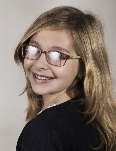 Portret Studio piękna, młoda dziewczyna z blond włosy, dziewczyna w okularach - Zdjęcie, obraz