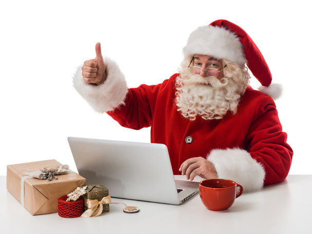 Santa Claus Portrait with laptop - Fotoğraf, Görsel
