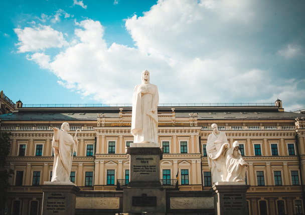 Μνημείο στην πριγκίπισσα Όλγα, Αγίου Ανδρέα και το Cyril Απόστολος - Φωτογραφία, εικόνα
