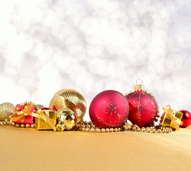 Golden and red Christmas decorations - Foto, Imagen