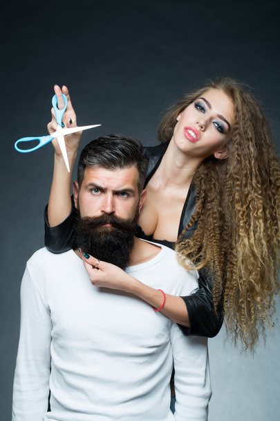 Portrait of couple with scissors - Fotografie, Obrázek