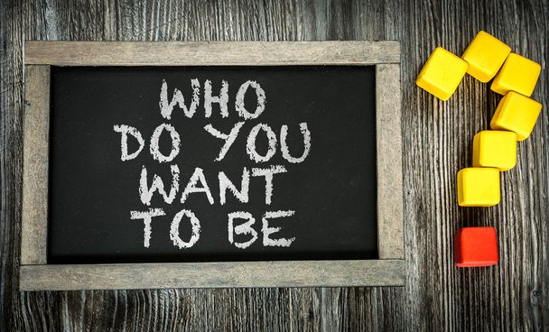 Quem você quer ser? em chalkboard
 - Foto, Imagem