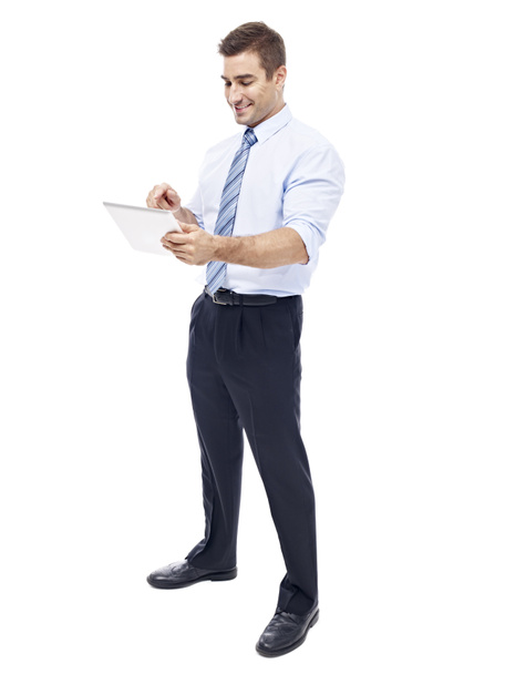 Homem de negócios caucasiano usando computador tablet
 - Foto, Imagem