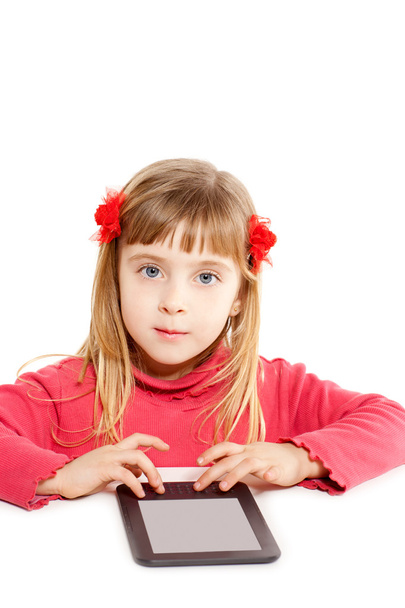 Blond kid little girl with ebook tablat pc portrait - Фото, зображення