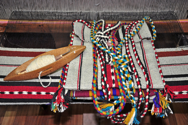 Fils de laine pour le tissage
 - Photo, image