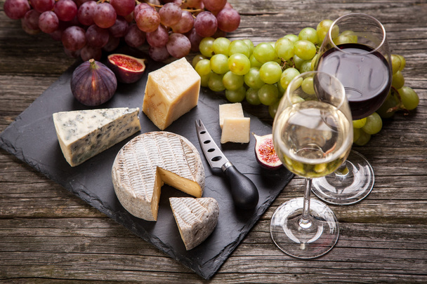 Wine and cheese - Foto, Imagen