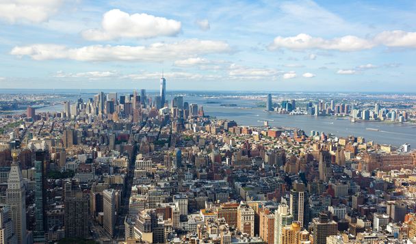Városképet gazdagító épületnek szánták nézet a Manhattan, New York City. - Fotó, kép