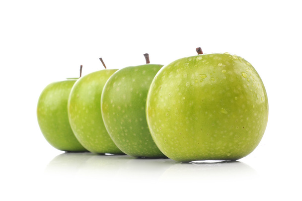 A row of juicy green apple - Photo, Image