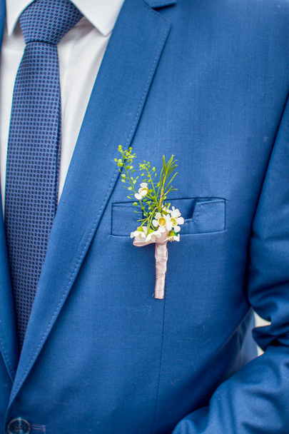 Hochzeit boutonniere und Krawatte - Foto, Bild