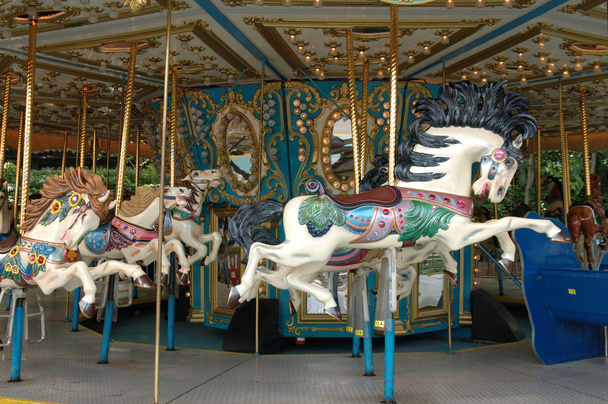 Cheval carrousel
 - Photo, image