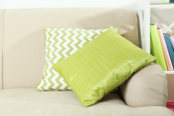 Colorful pillows on sofa - Foto, afbeelding