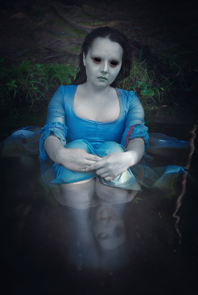 Terrible mujer fantasma muerto
 - Foto, Imagen