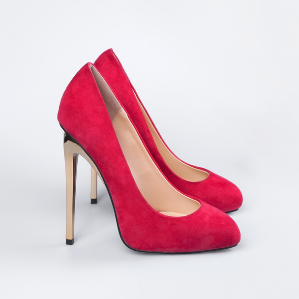 Zapatos rojos para mujer
 - Foto, Imagen