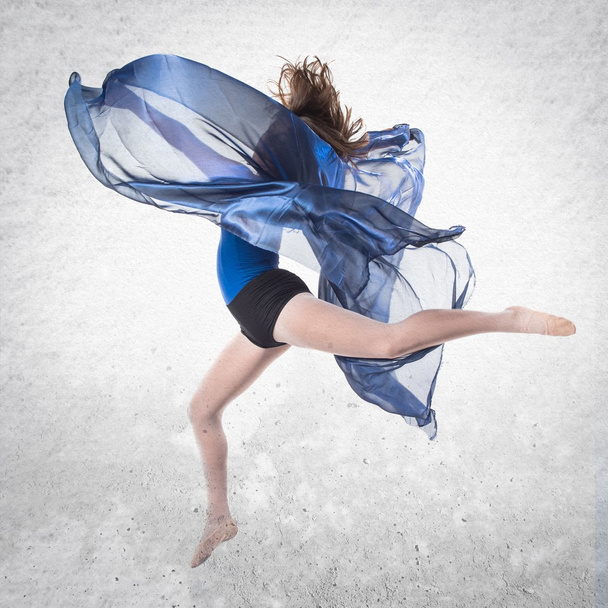 Teenager ballet dancer - Photo, Image