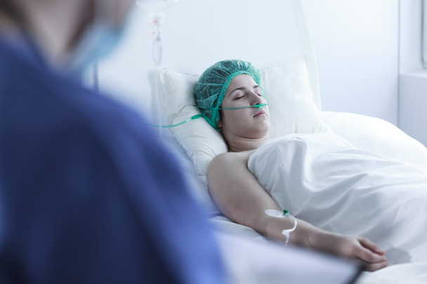 Ill woman during medical treatment - Zdjęcie, obraz